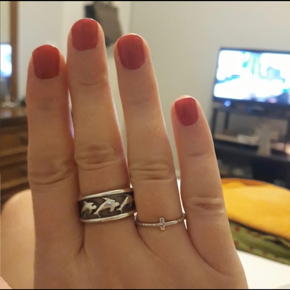 Sterling Silver Cross Ring - Picture 3 of 5